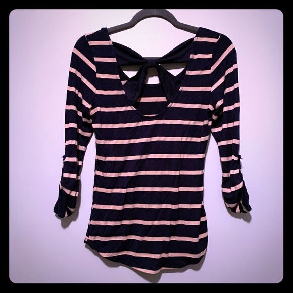 Monteau open back T - Picture 2 of 5